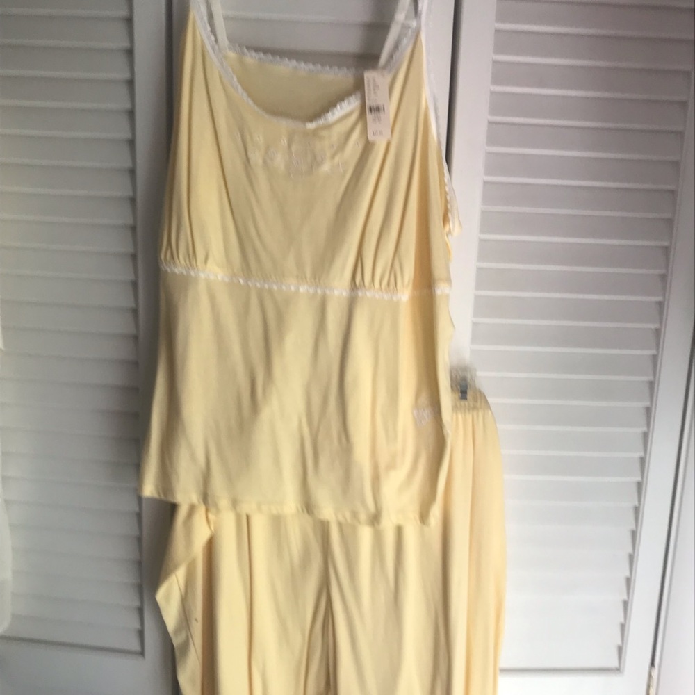 NWT pajama set